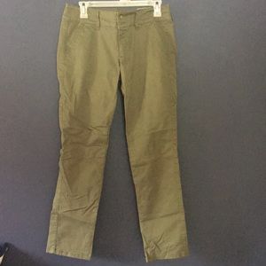 American Eagle Pants - Skinny Short